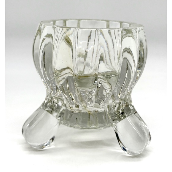 Vintage 1950's Jeannette Clear Crystal Candle Holder

Features National pattern - Picture 1 of 3